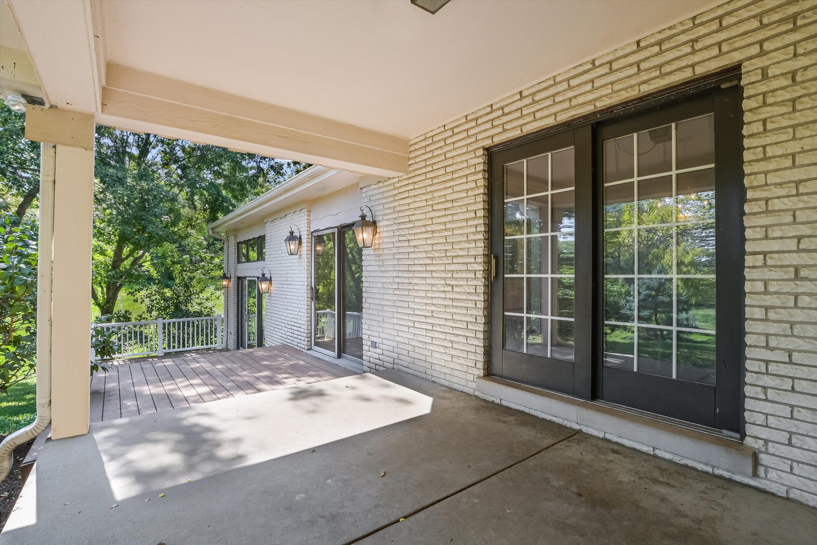 1481 Thor Drive, Inverness, IL 60067