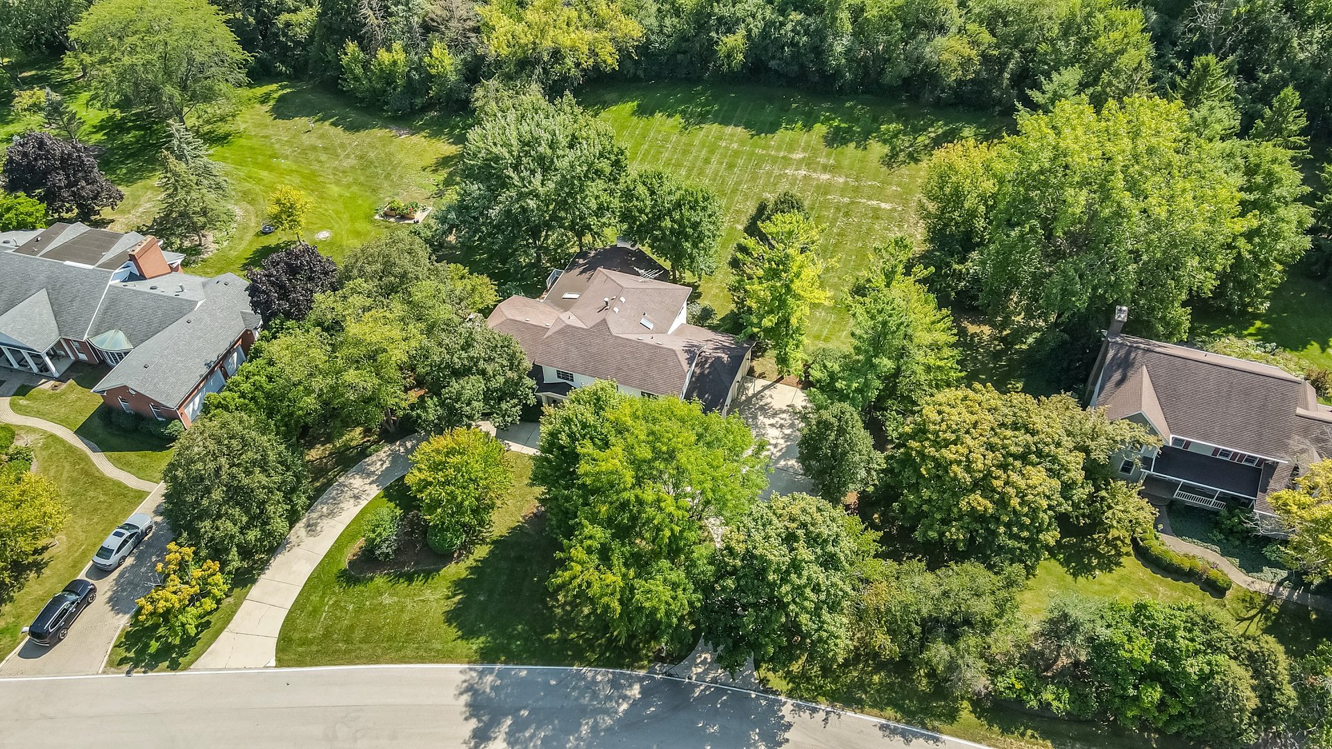 1481 Thor Drive, Inverness, IL 60067