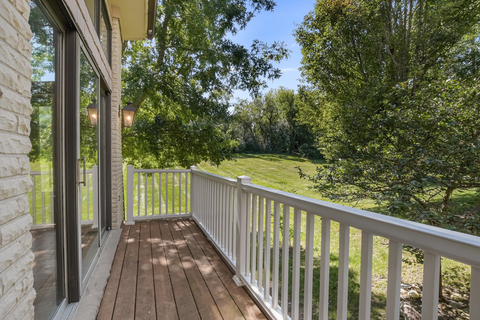 1481 Thor Drive, Inverness, IL 60067