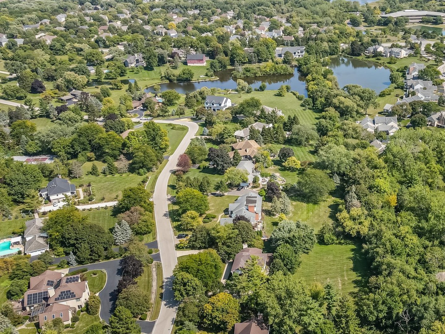 1481 Thor Drive, Inverness, IL 60067