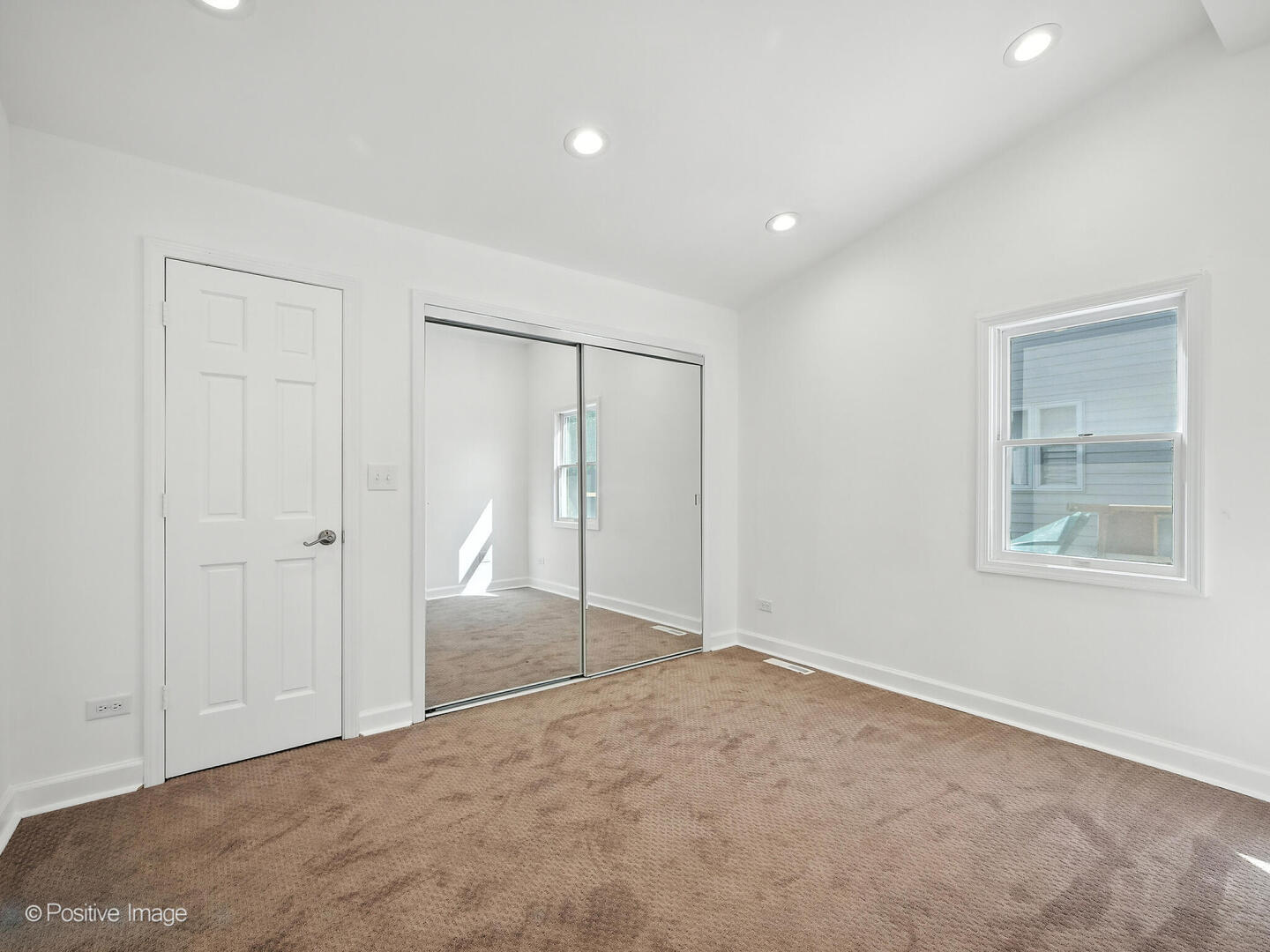 702 Livingston Street, McHenry, IL 60050