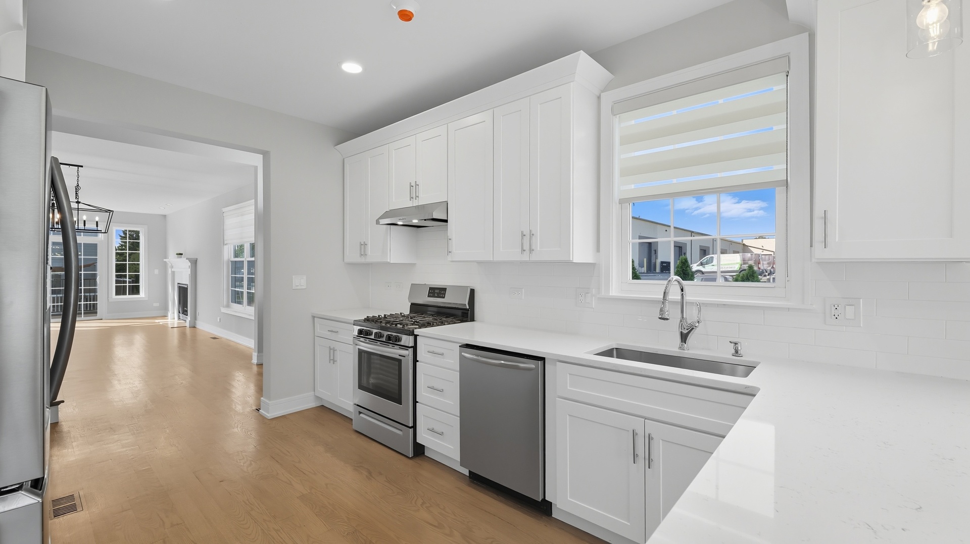 8408 Dawn Lane, Darien, IL 60561