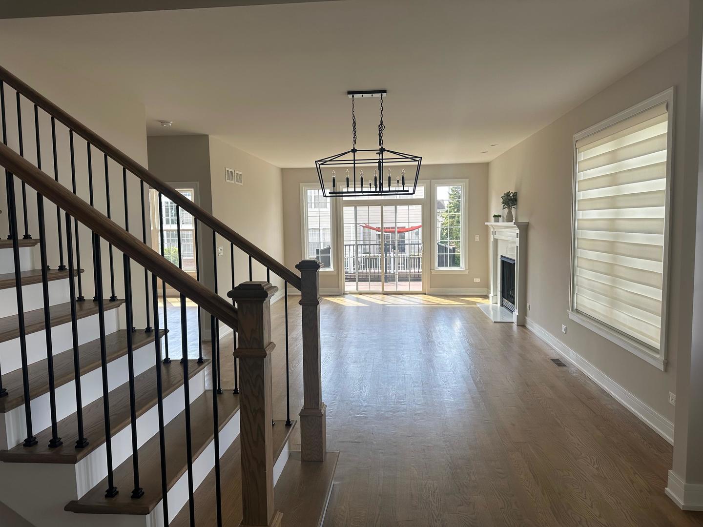 8408 Dawn Lane, Darien, IL 60561