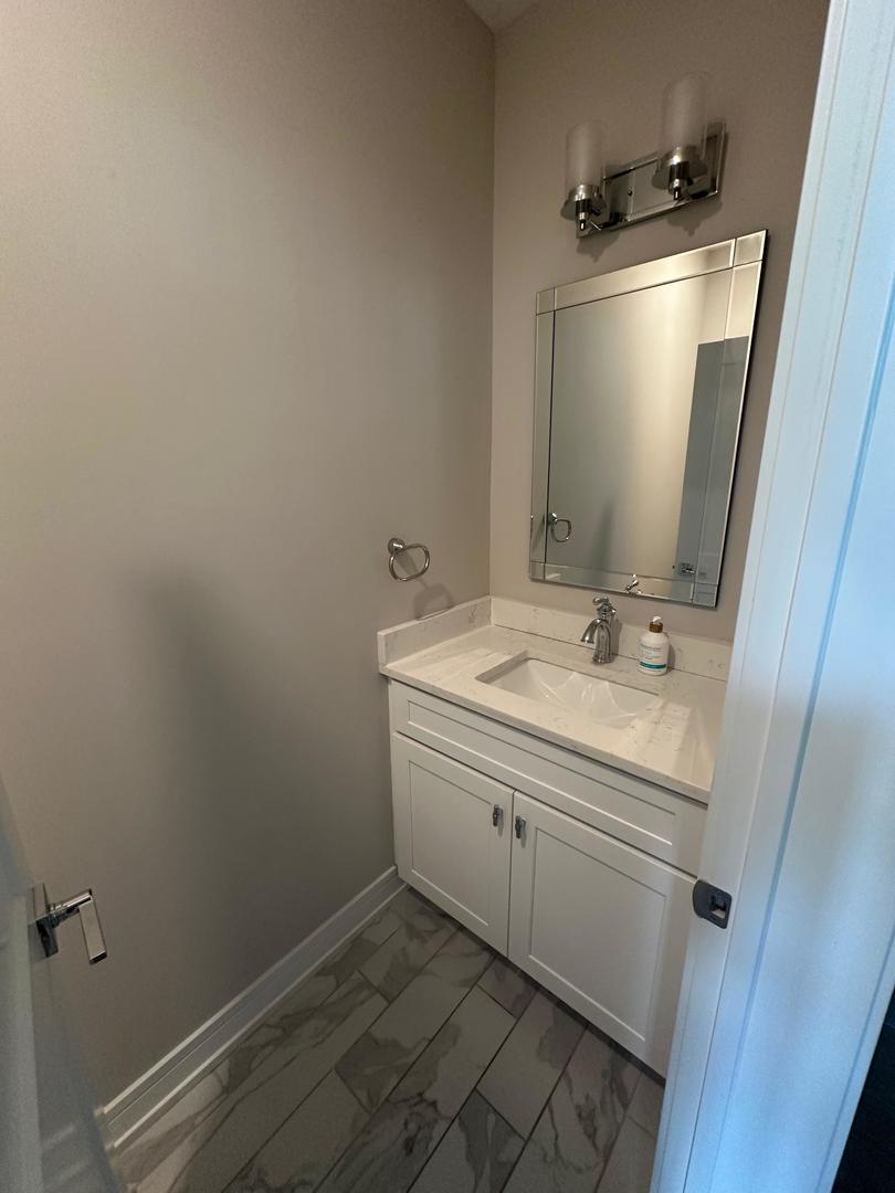 8408 Dawn Lane, Darien, IL 60561