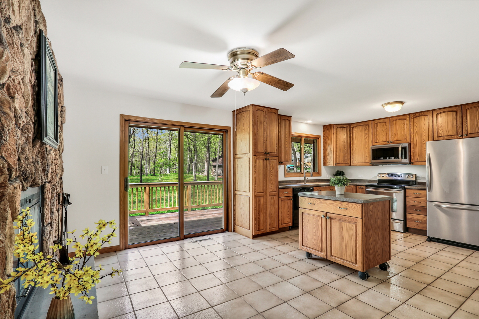 2030 Burke Drive, Winthrop Harbor, IL 60096