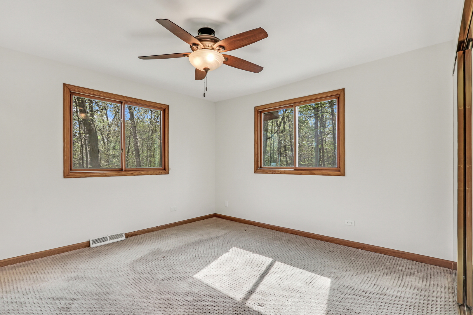 2030 Burke Drive, Winthrop Harbor, IL 60096