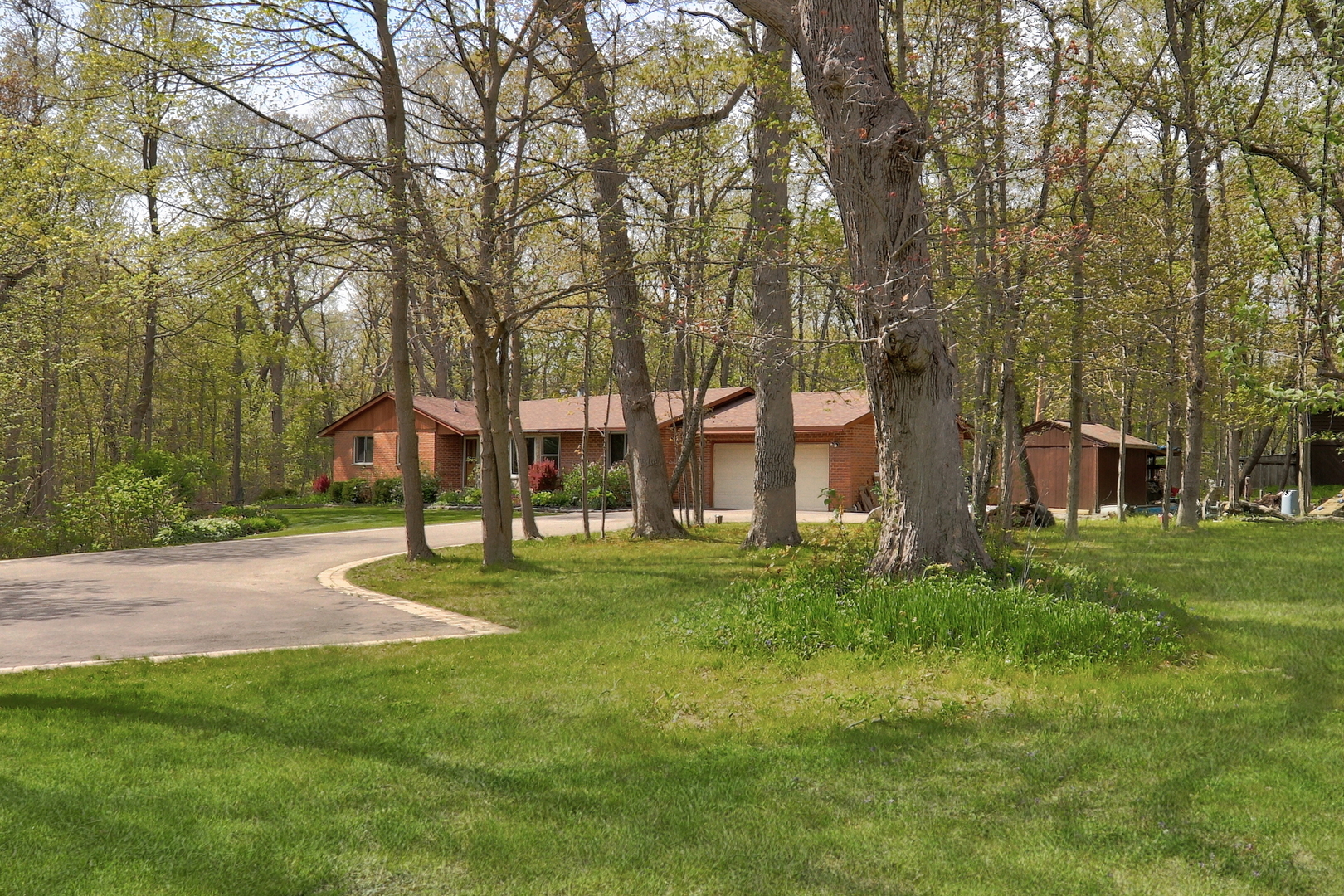 2030 Burke Drive, Winthrop Harbor, IL 60096