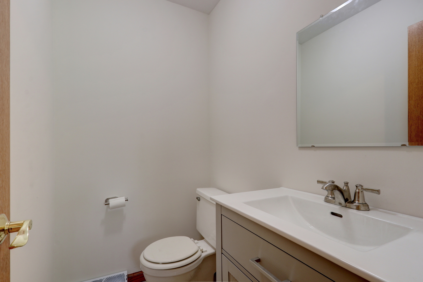 2030 Burke Drive, Winthrop Harbor, IL 60096