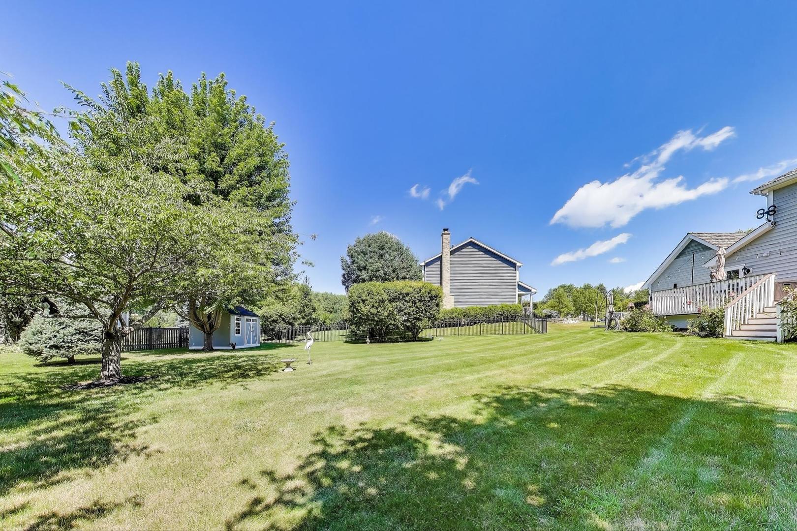 254 Big Terra Lane, Gurnee, IL 60031