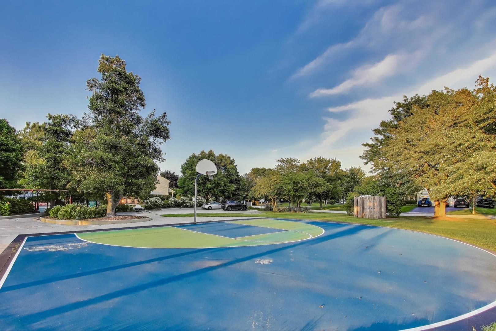 254 Big Terra Lane, Gurnee, IL 60031