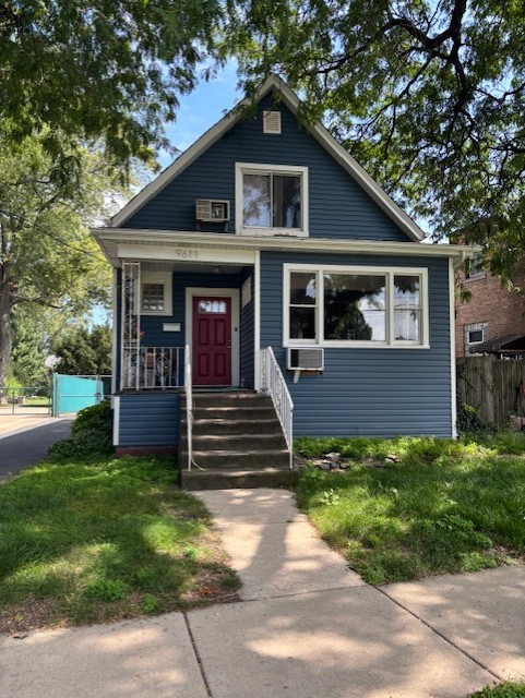 9611 S Homan Avenue, Evergreen Park, IL 60805