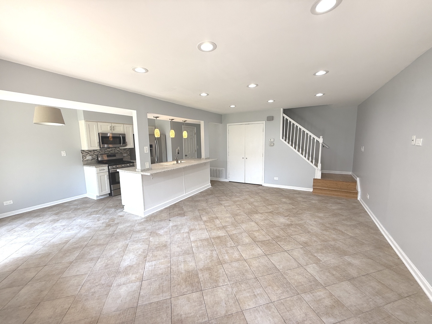 411 Tyler Court #159, Vernon Hills, IL 60061