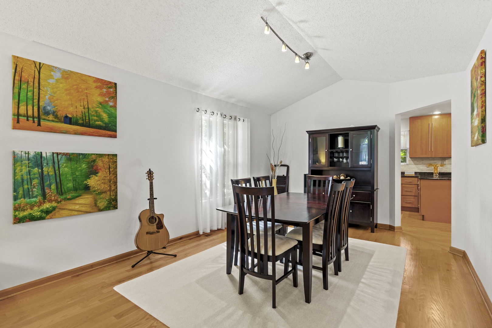 1108 Oak Ridge Drive, Streamwood, IL 60107