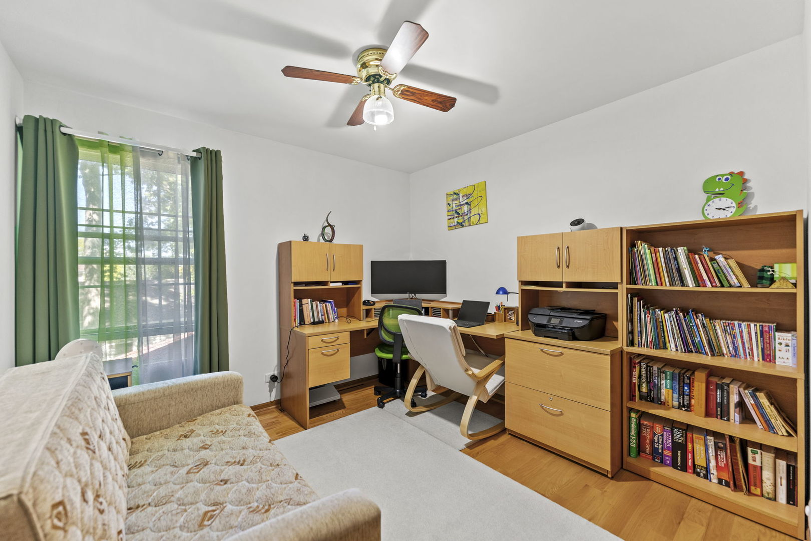 1108 Oak Ridge Drive, Streamwood, IL 60107