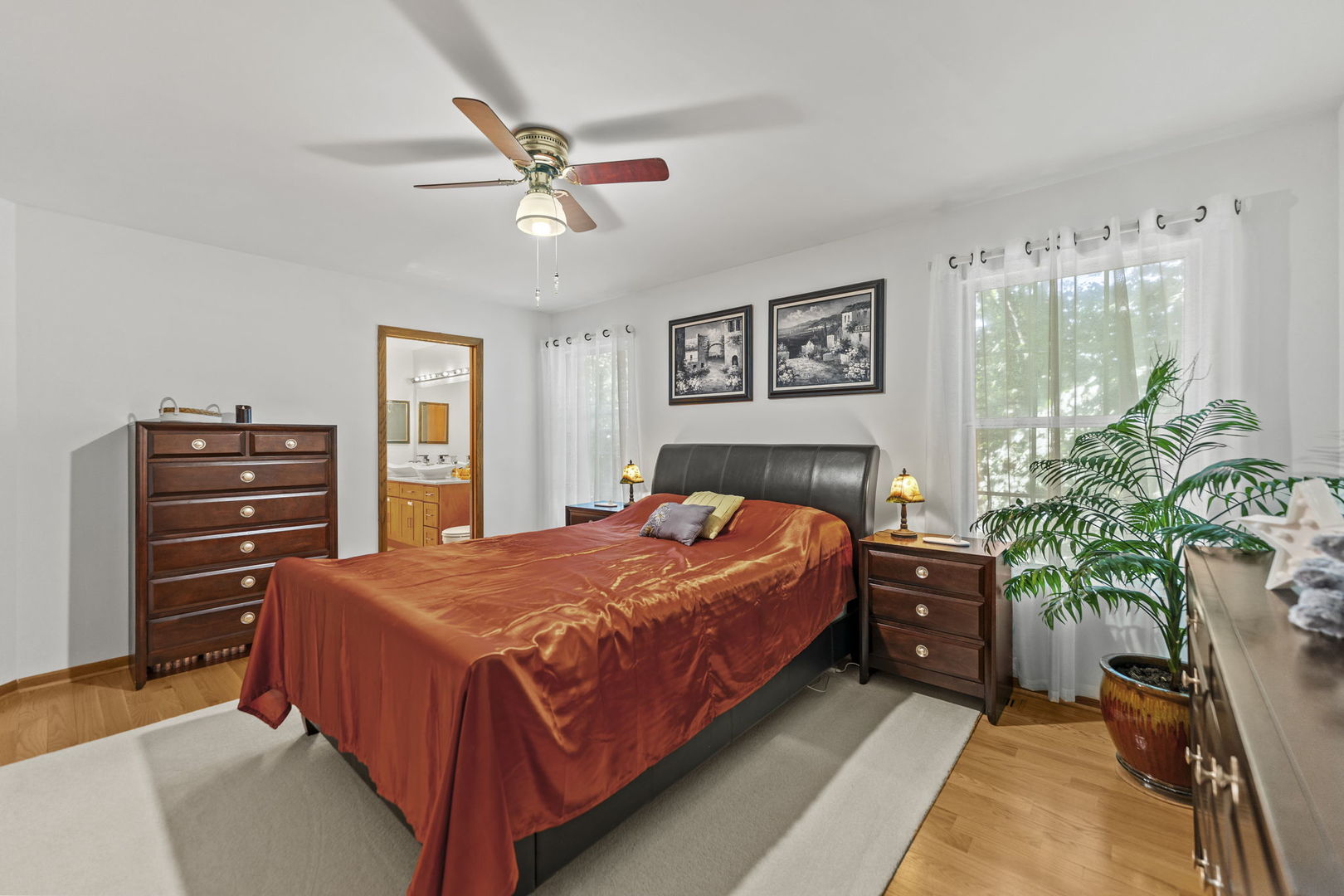 1108 Oak Ridge Drive, Streamwood, IL 60107