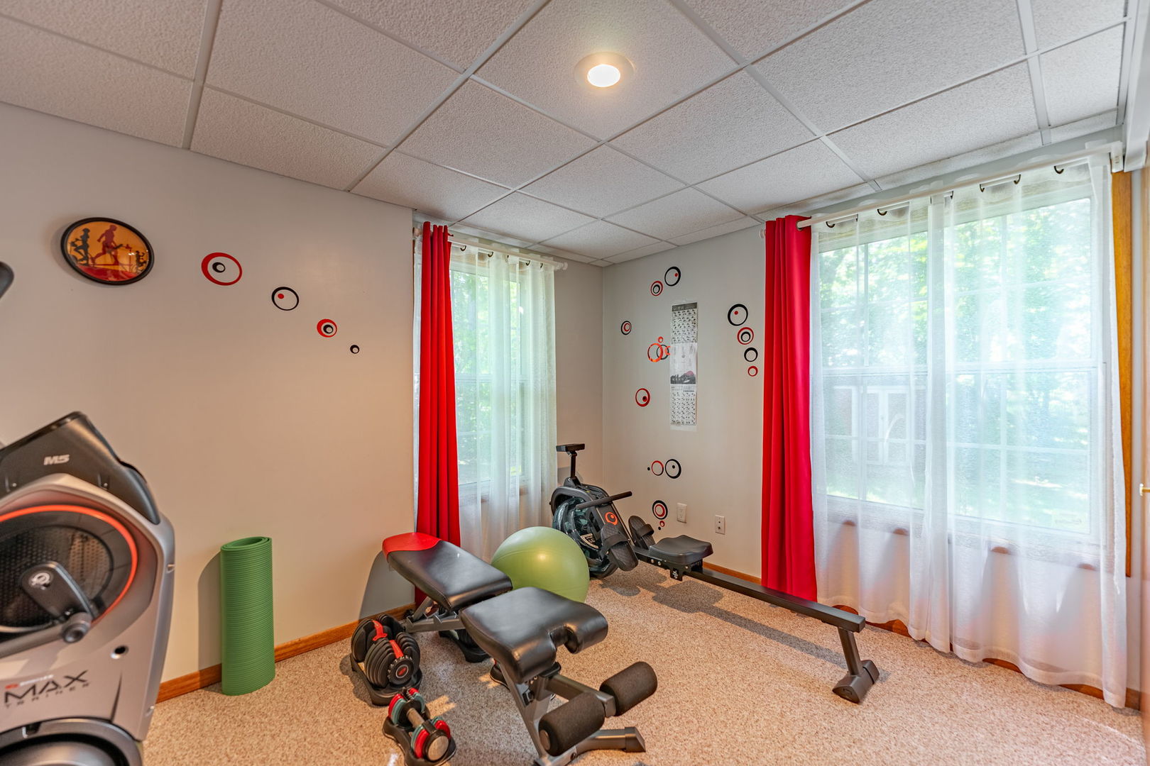 1108 Oak Ridge Drive, Streamwood, IL 60107