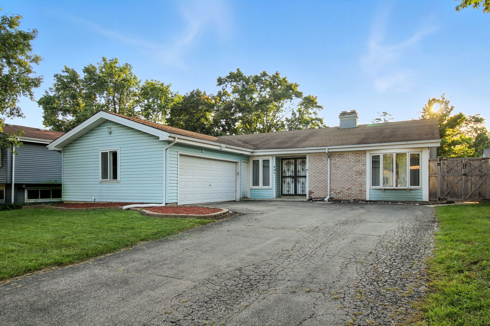 227 Lexington Drive, Bolingbrook, IL 60440