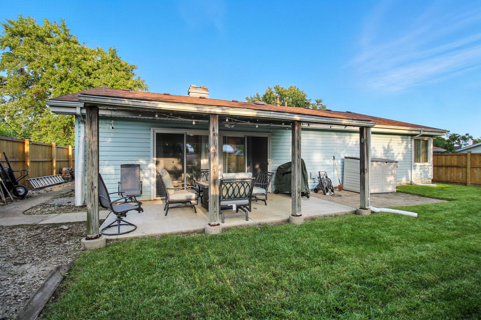 227 Lexington Drive, Bolingbrook, IL 60440