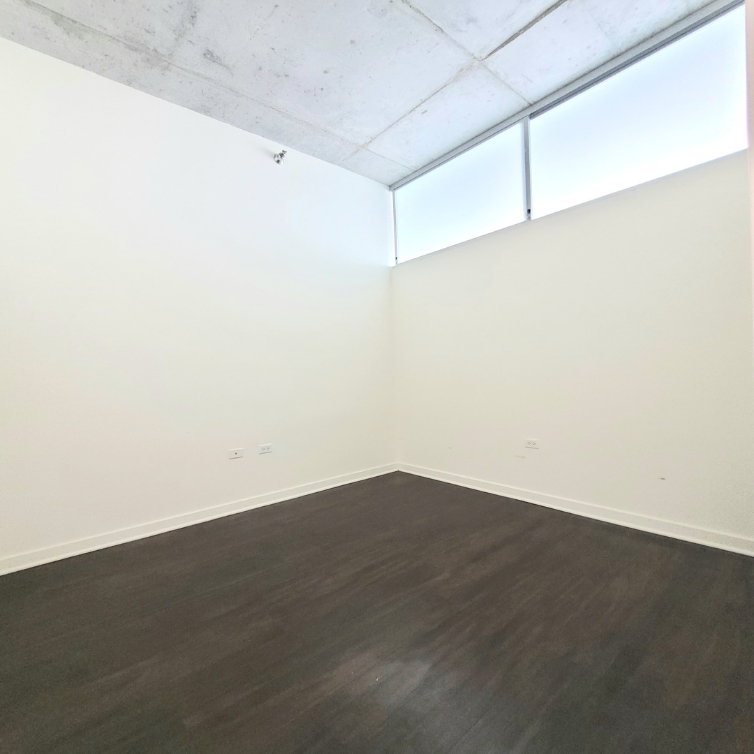 235 W Van Buren Street #4307, Chicago, IL 60607