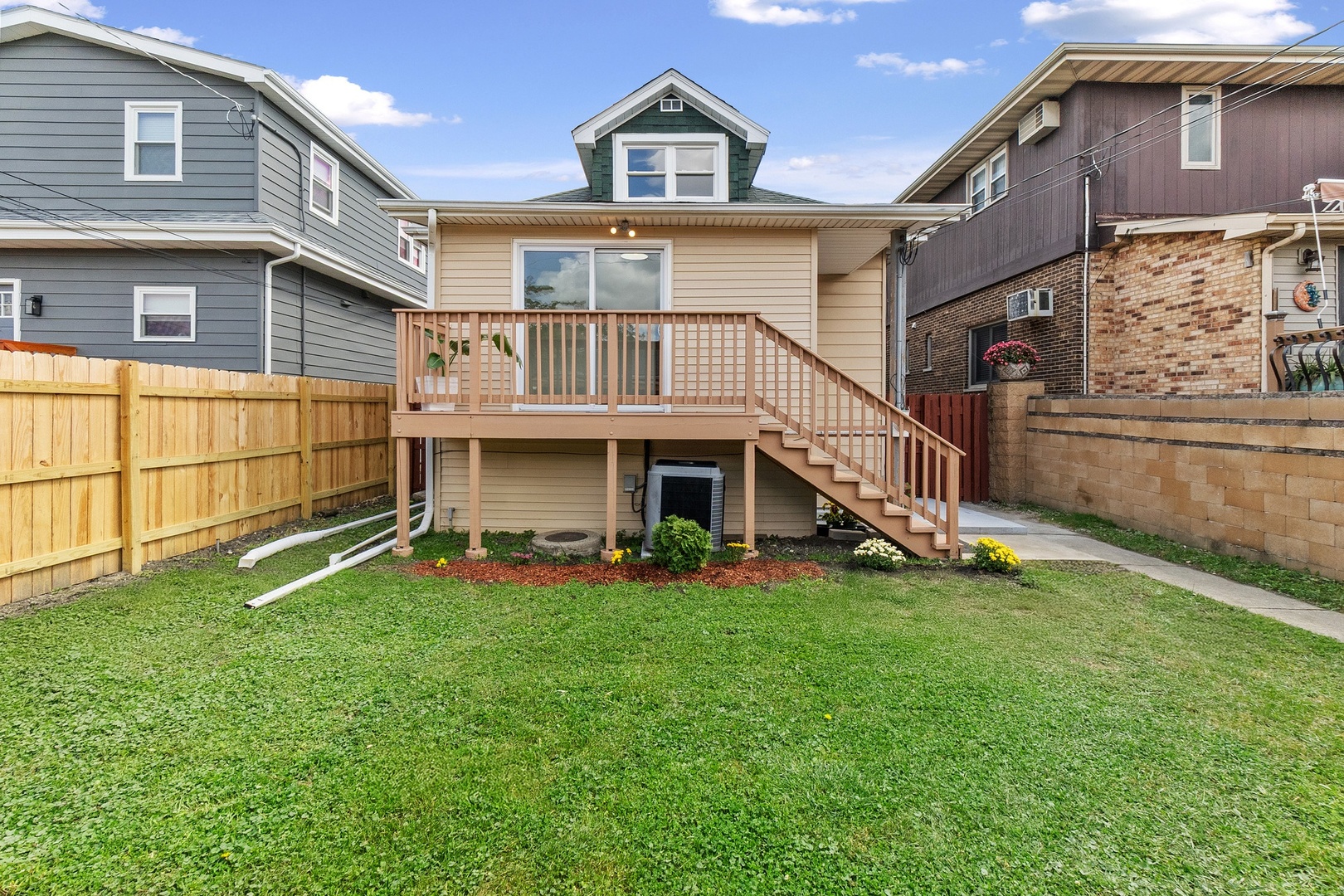 2024 N 73rd Avenue, Elmwood Park, IL 60707