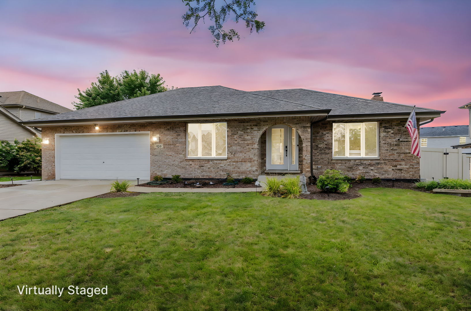 703 Stillwater Court, Minooka, IL 60447