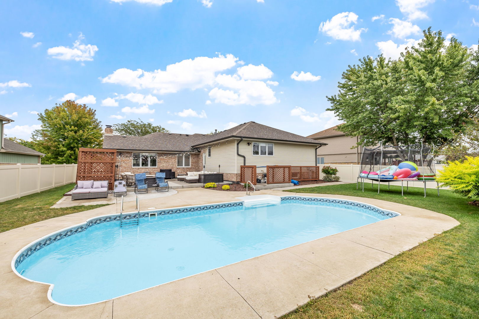703 Stillwater Court, Minooka, IL 60447