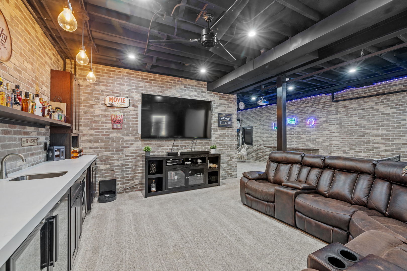 703 Stillwater Court, Minooka, IL 60447