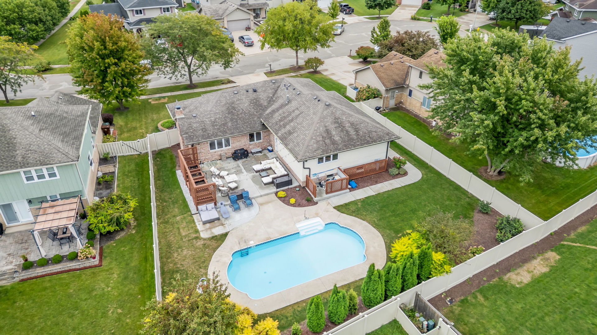 703 Stillwater Court, Minooka, IL 60447
