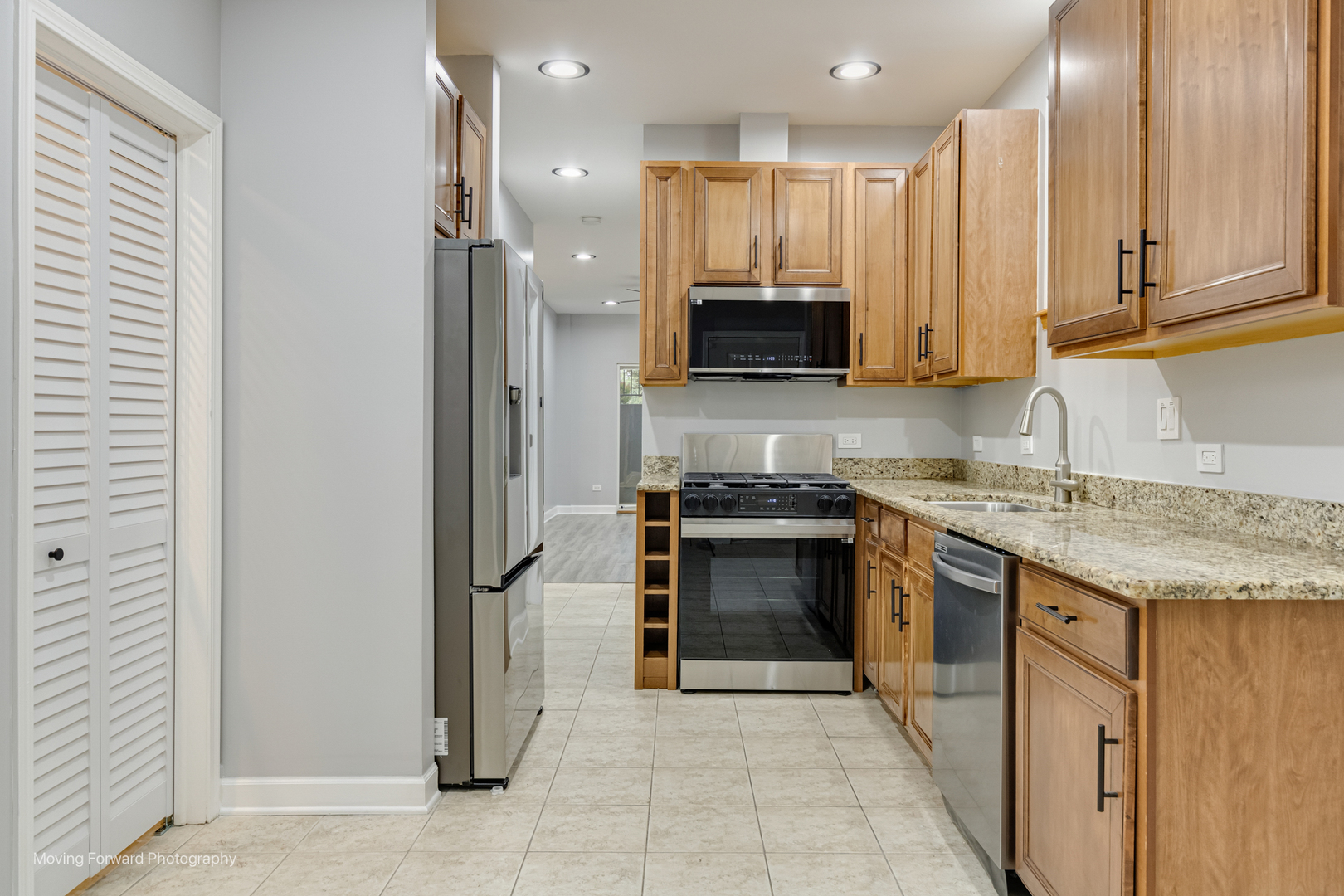 5971 N Elston Avenue #1, Chicago, IL 60646
