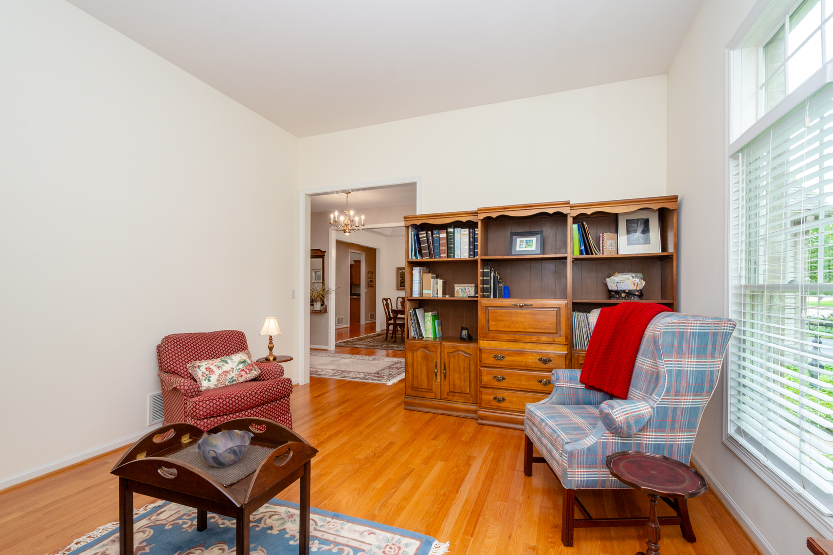 870 Woodland Drive, Antioch, IL 60002