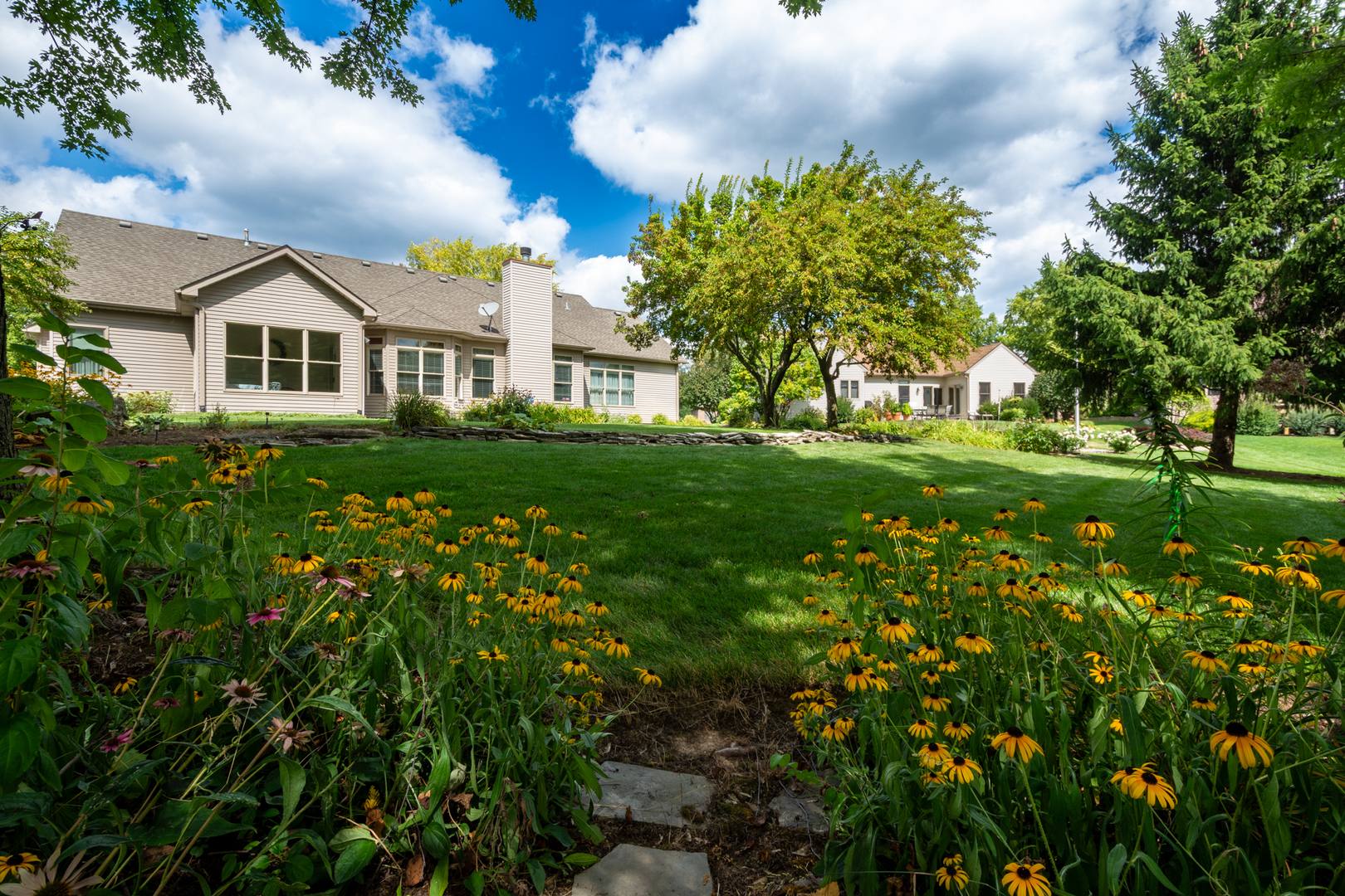 870 Woodland Drive, Antioch, IL 60002