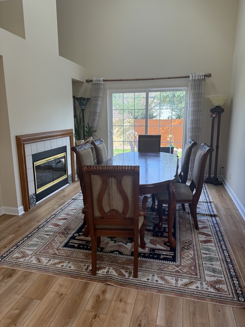 1304 DERBY Lane #1304, Mundelein, IL 60060
