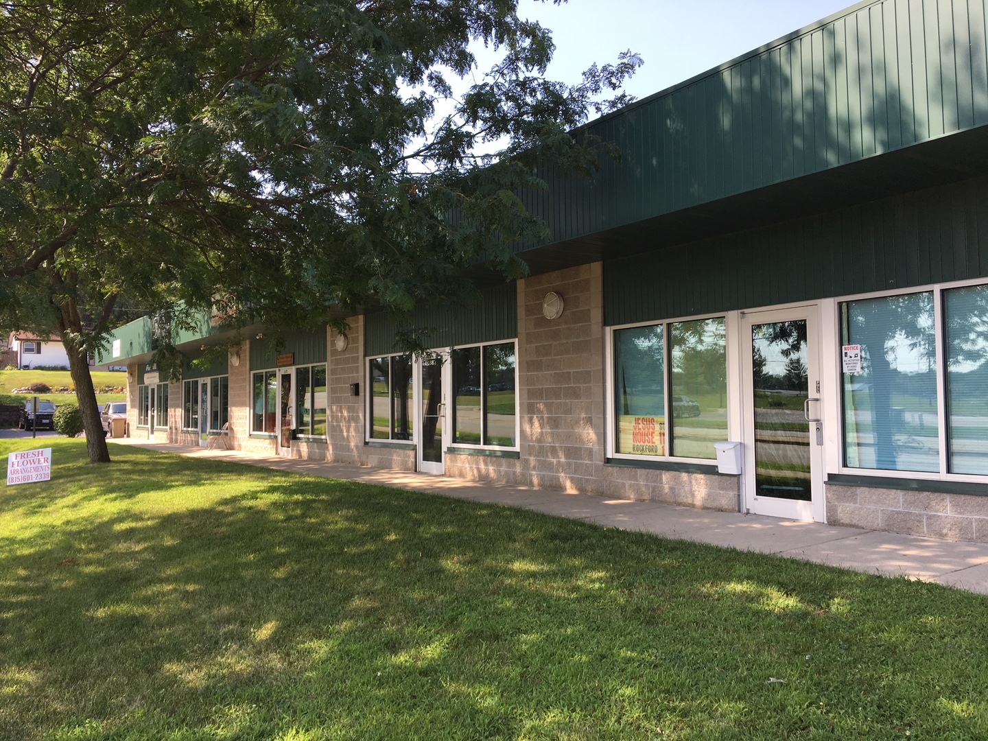 2607-2693 20th Street #2675, Rockford, IL 61109