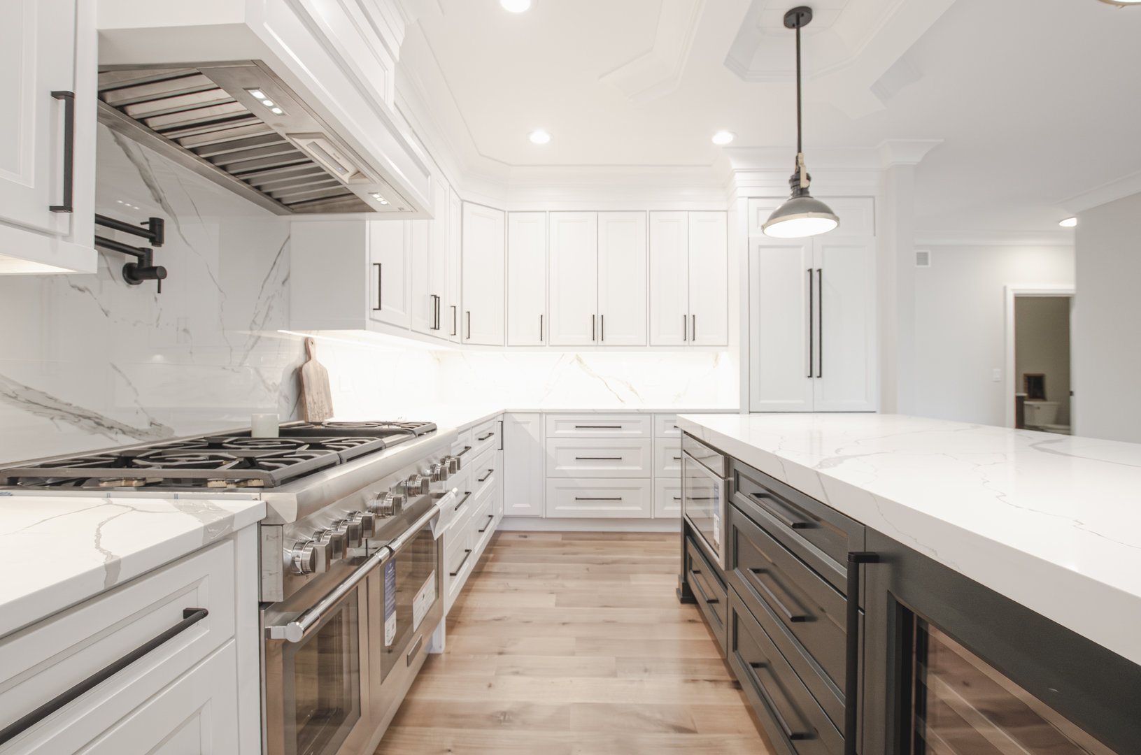 1326 N Race Avenue, Arlington Heights, IL 60004