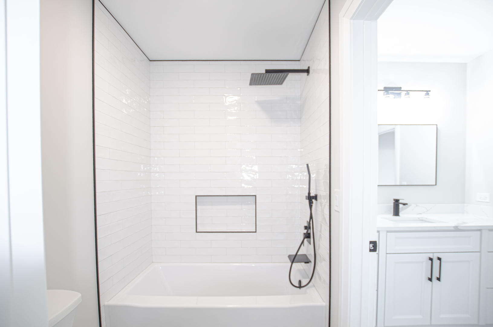 1326 N Race Avenue, Arlington Heights, IL 60004