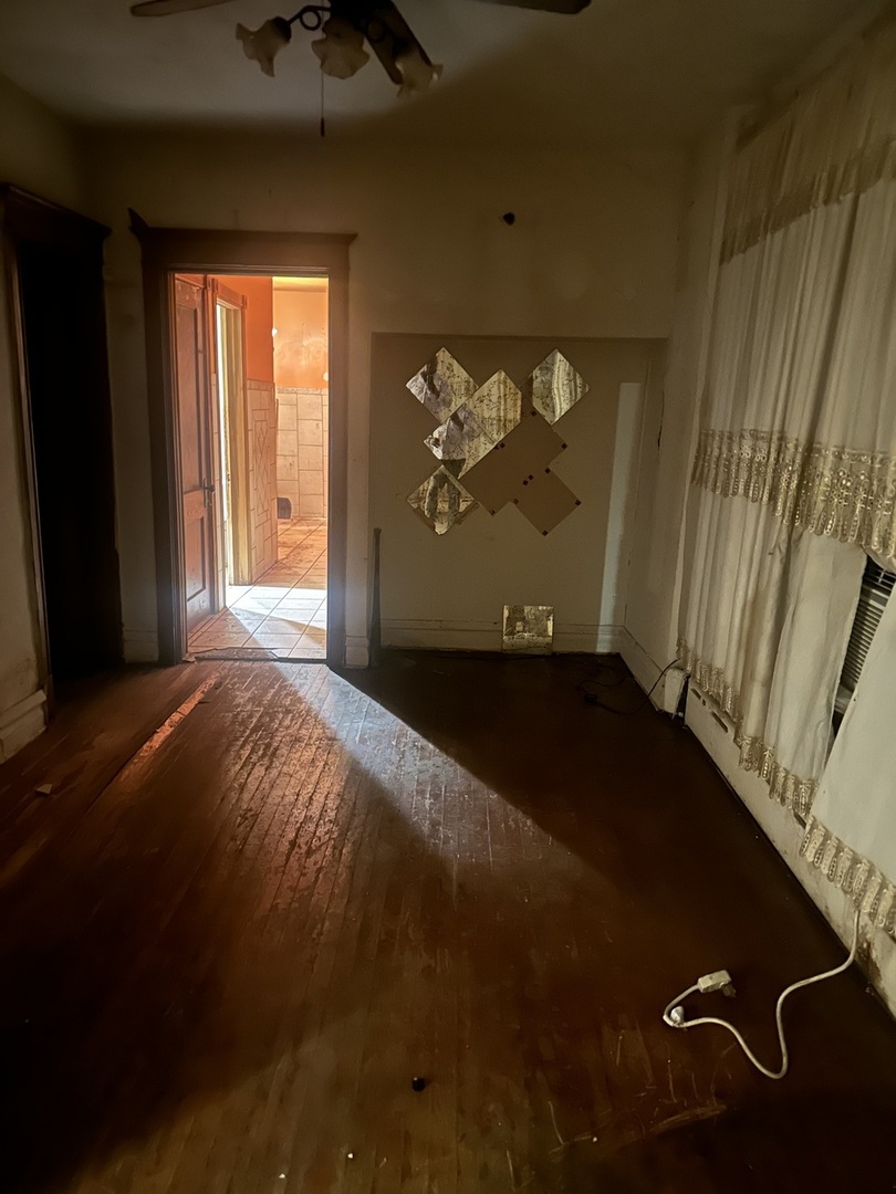 6454 S Winchester Avenue, Chicago, IL 60636