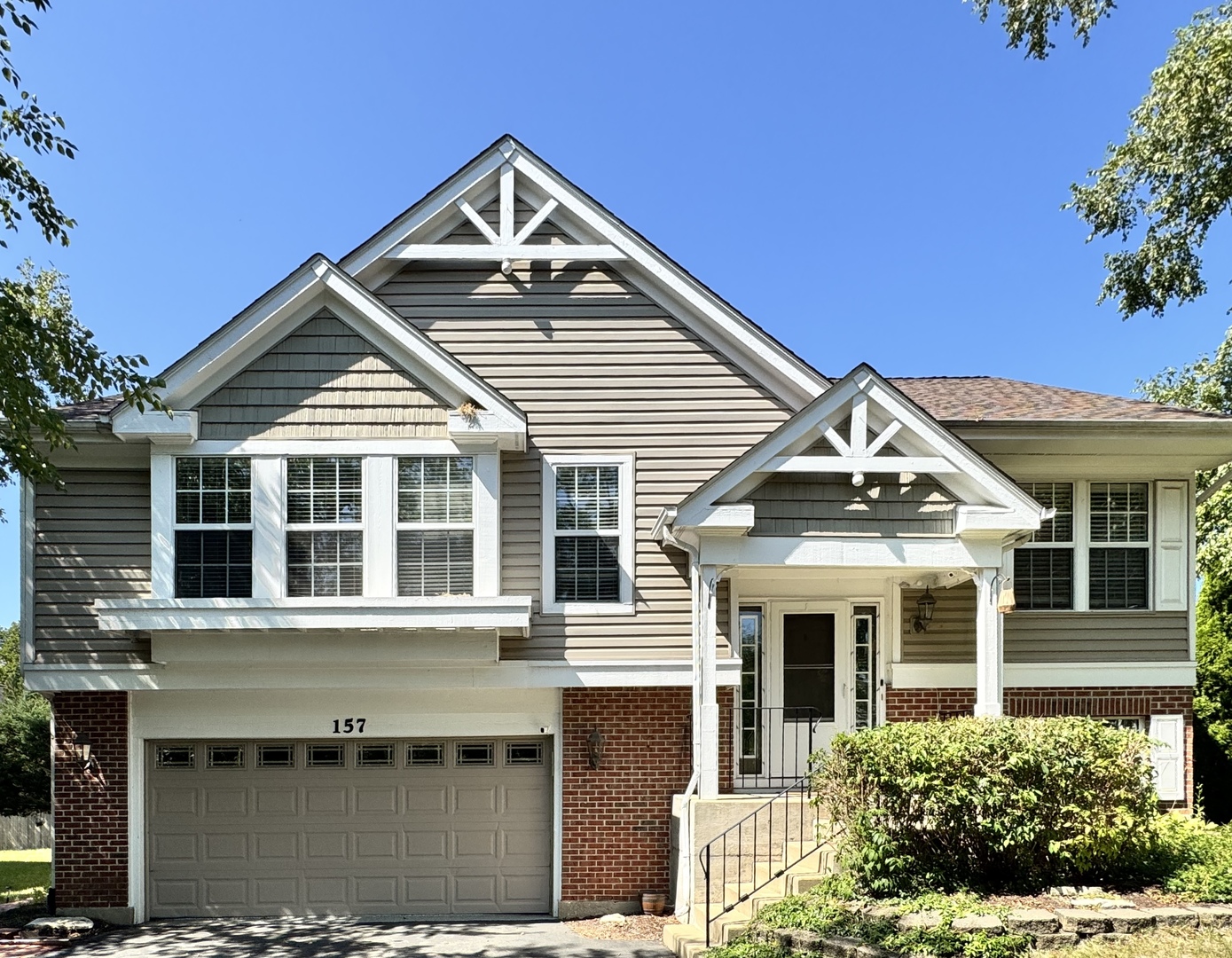 157 Wildberry Court, Aurora, IL 60504