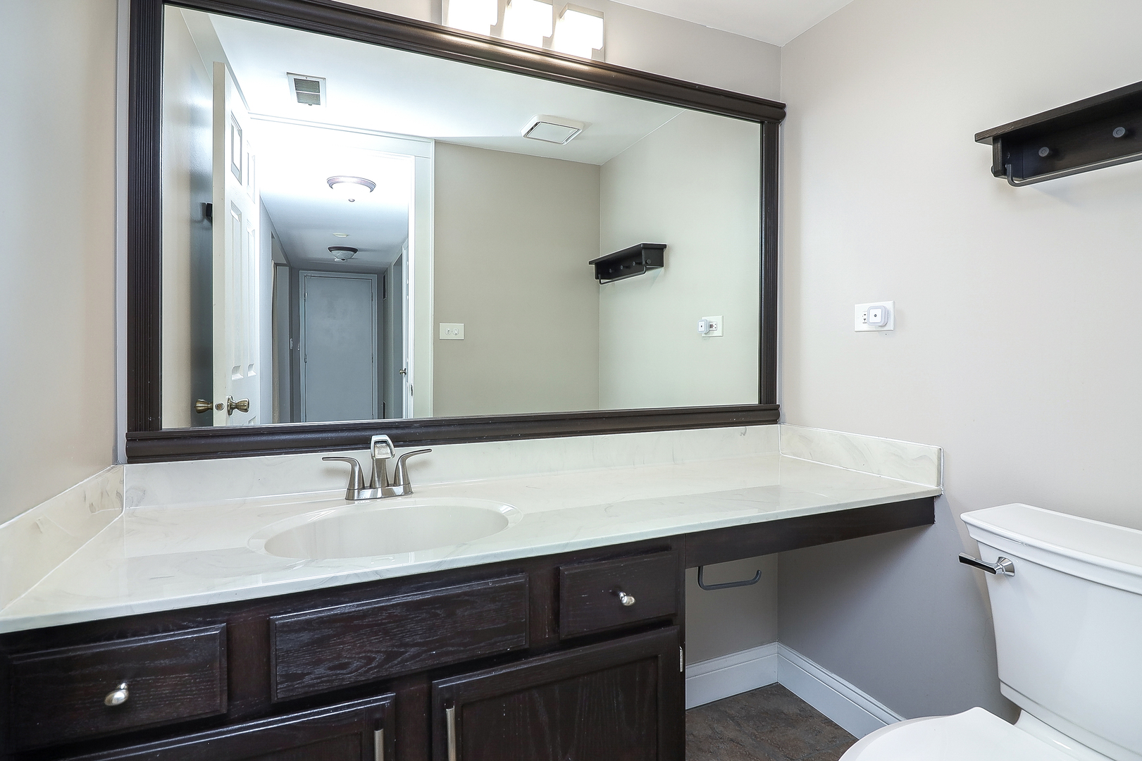 157 Wildberry Court, Aurora, IL 60504