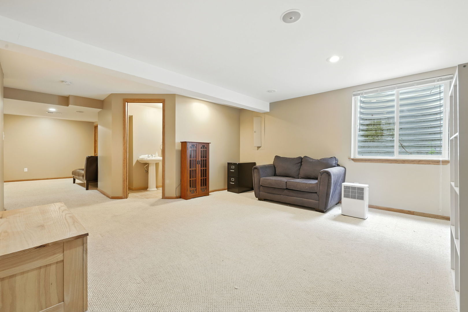 2027 W Savannah Parkway, Round Lake, IL 60073