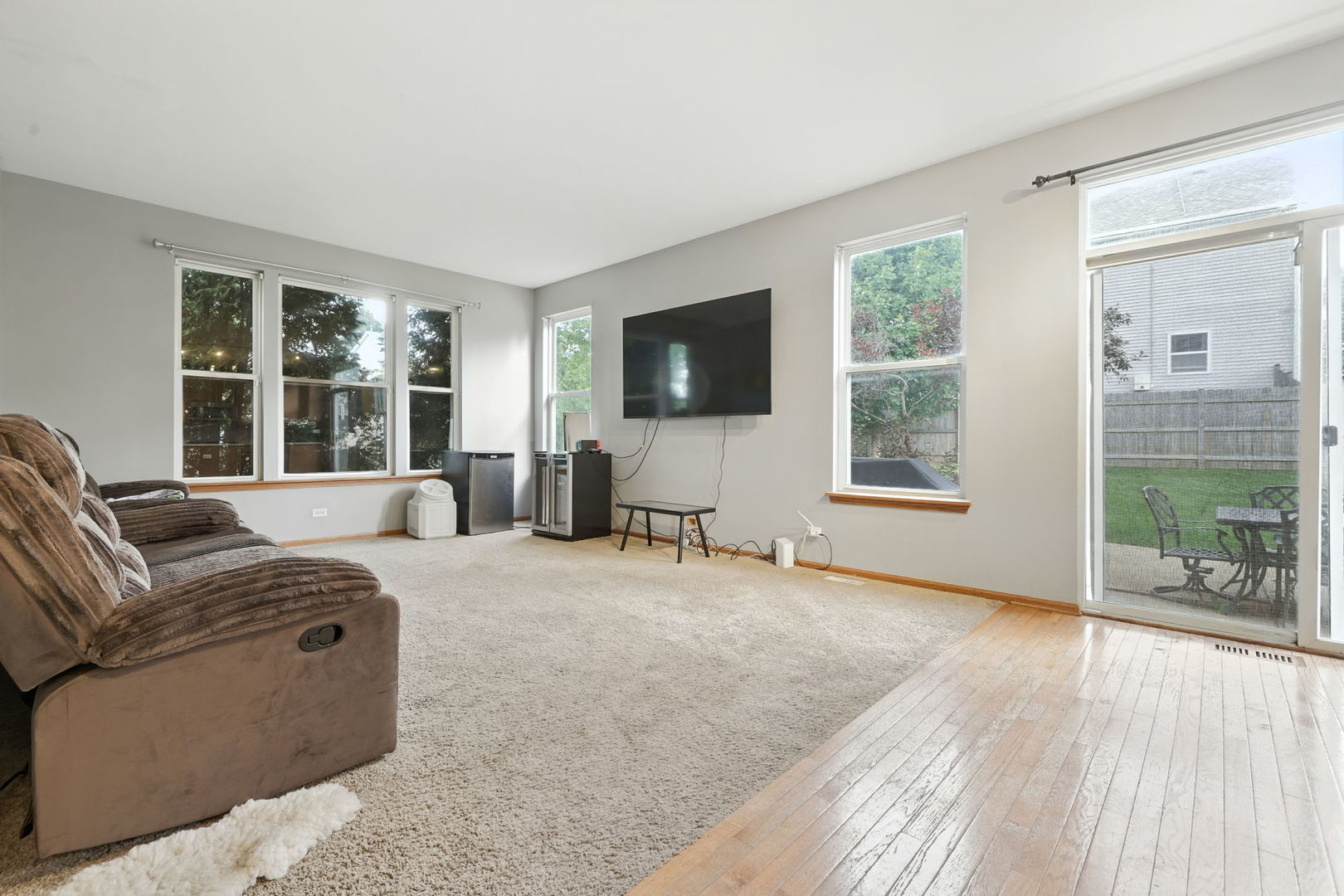 2027 W Savannah Parkway, Round Lake, IL 60073
