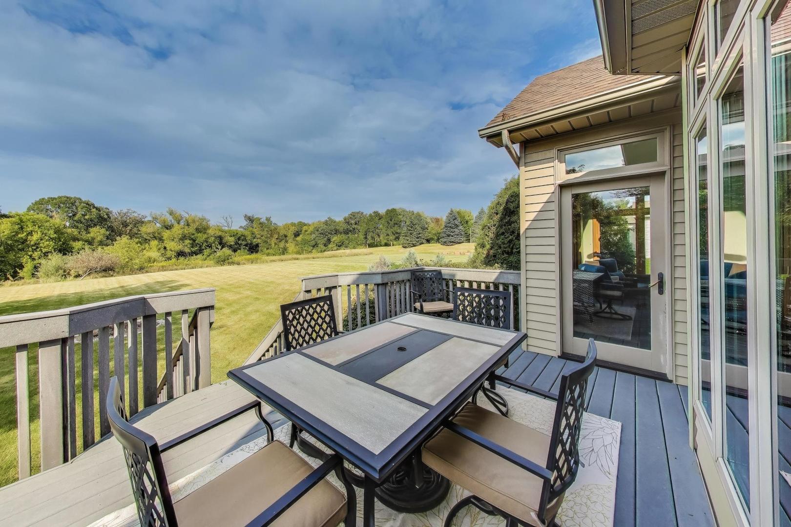 3406 Forest Ridge Drive, Spring Grove, IL 60081