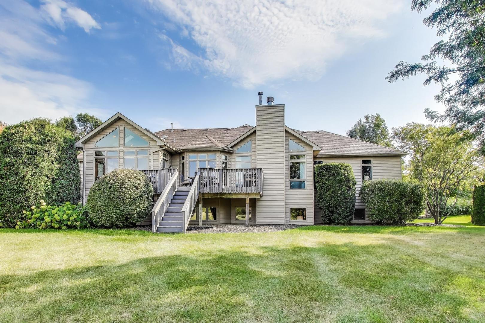 3406 Forest Ridge Drive, Spring Grove, IL 60081