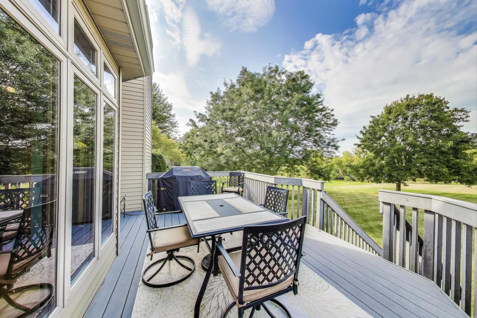 3406 Forest Ridge Drive, Spring Grove, IL 60081