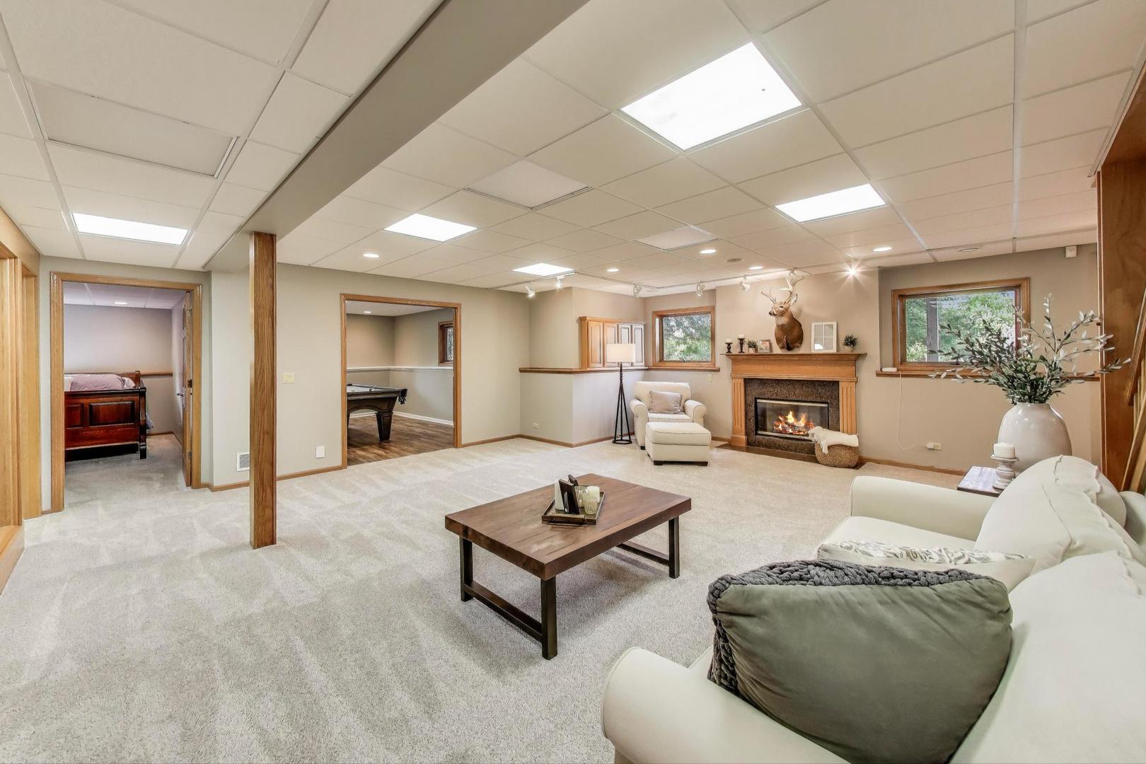 3406 Forest Ridge Drive, Spring Grove, IL 60081