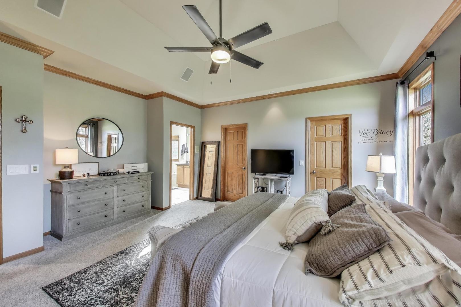 3406 Forest Ridge Drive, Spring Grove, IL 60081