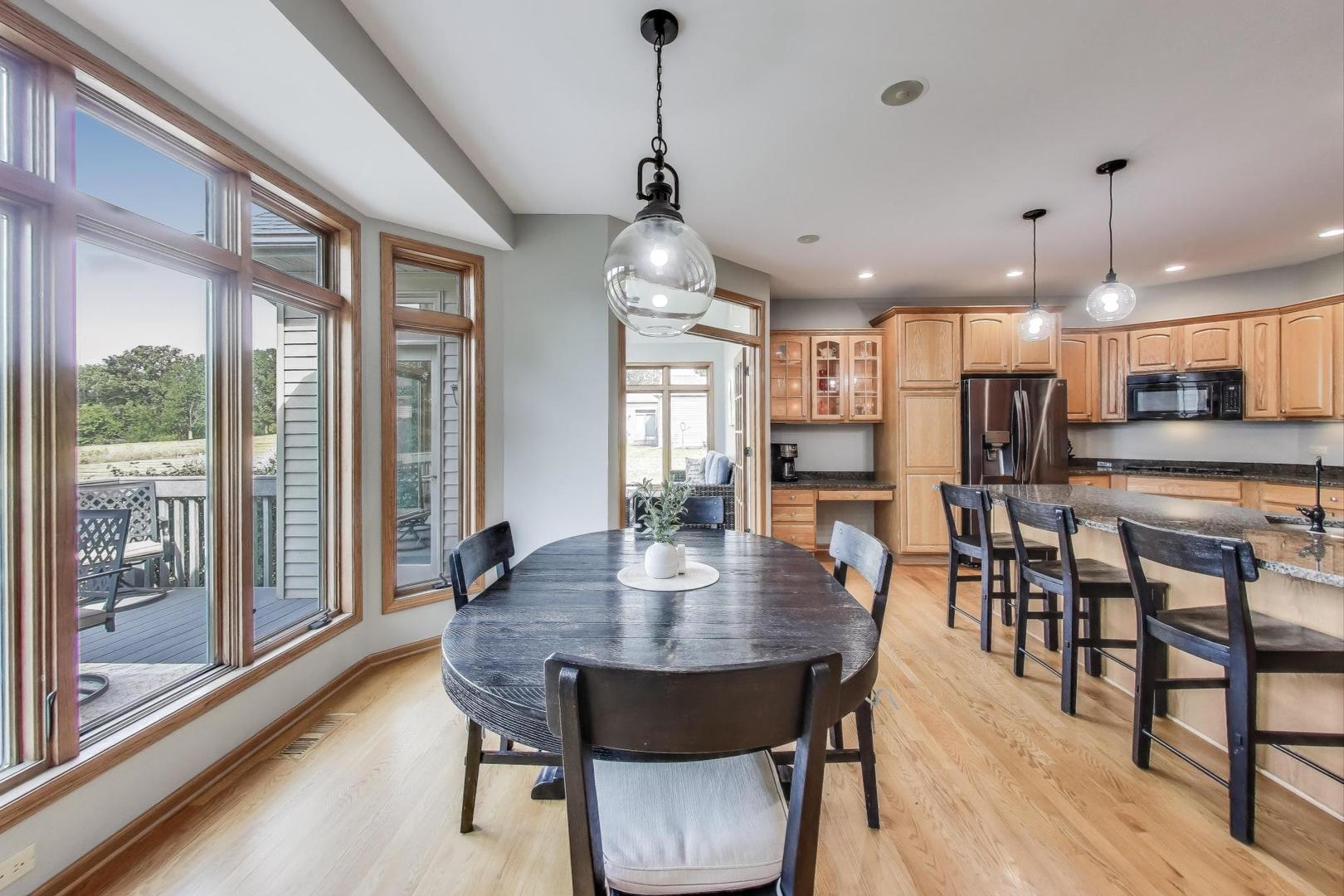 3406 Forest Ridge Drive, Spring Grove, IL 60081