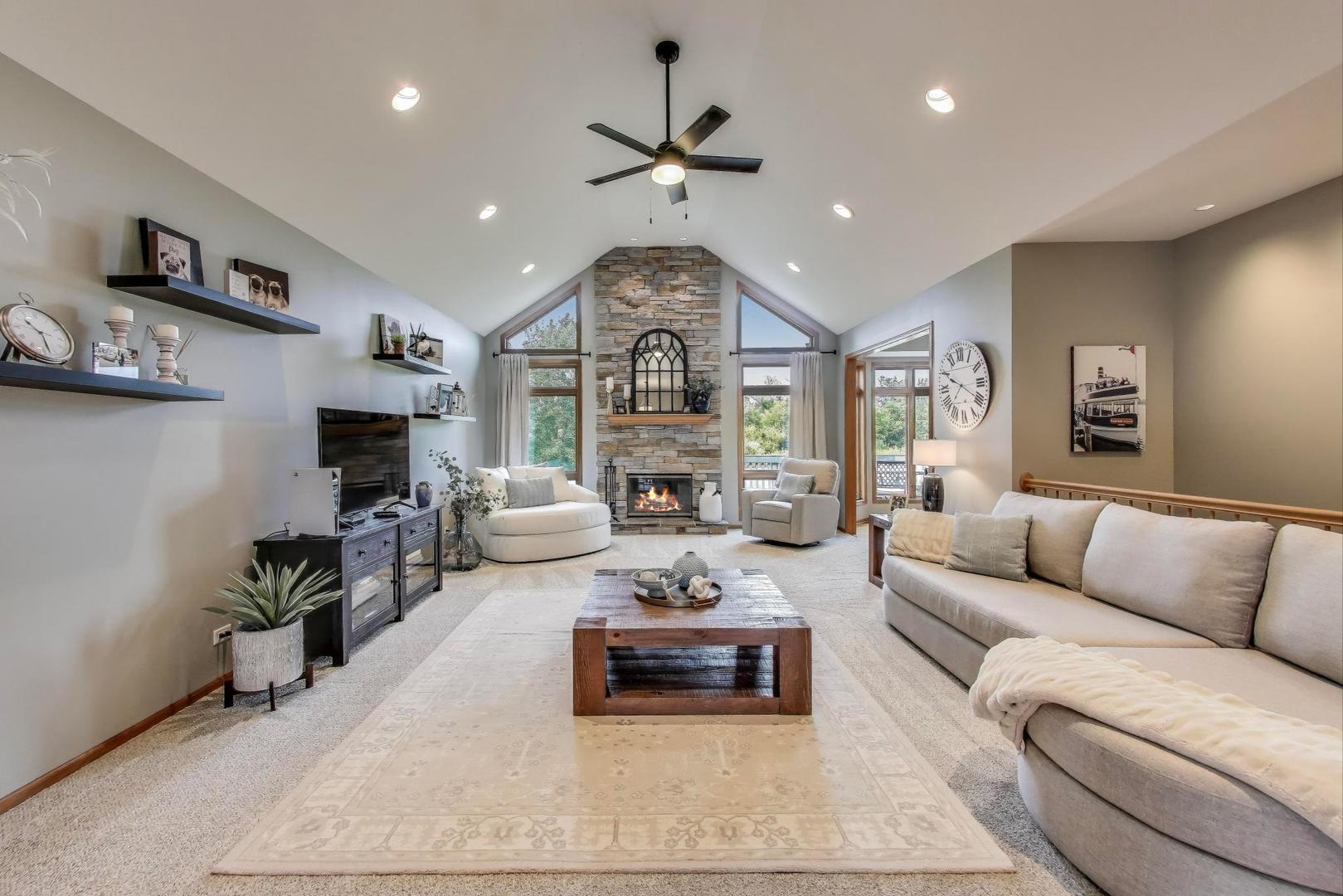 3406 Forest Ridge Drive, Spring Grove, IL 60081