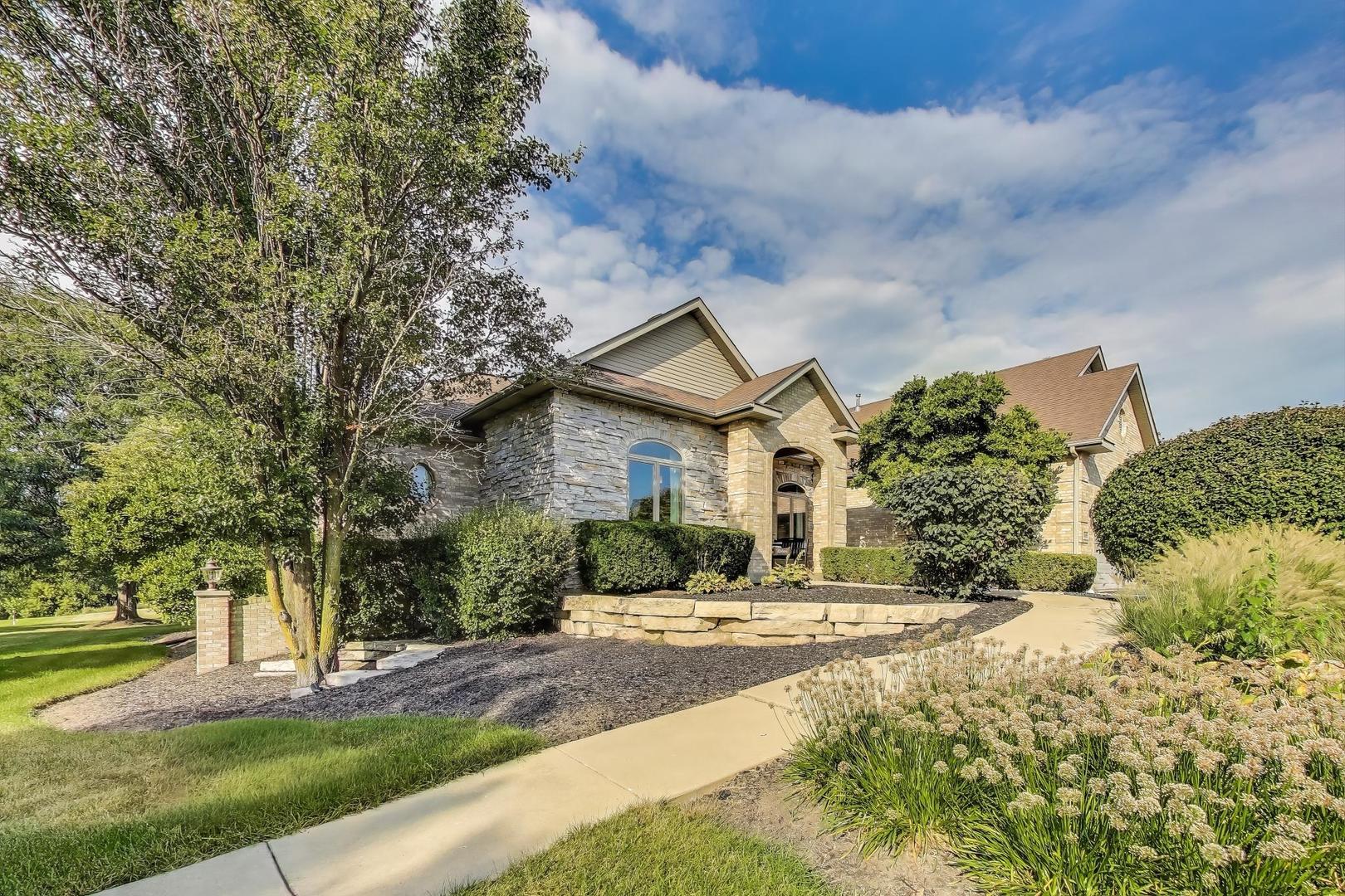 3406 Forest Ridge Drive, Spring Grove, IL 60081