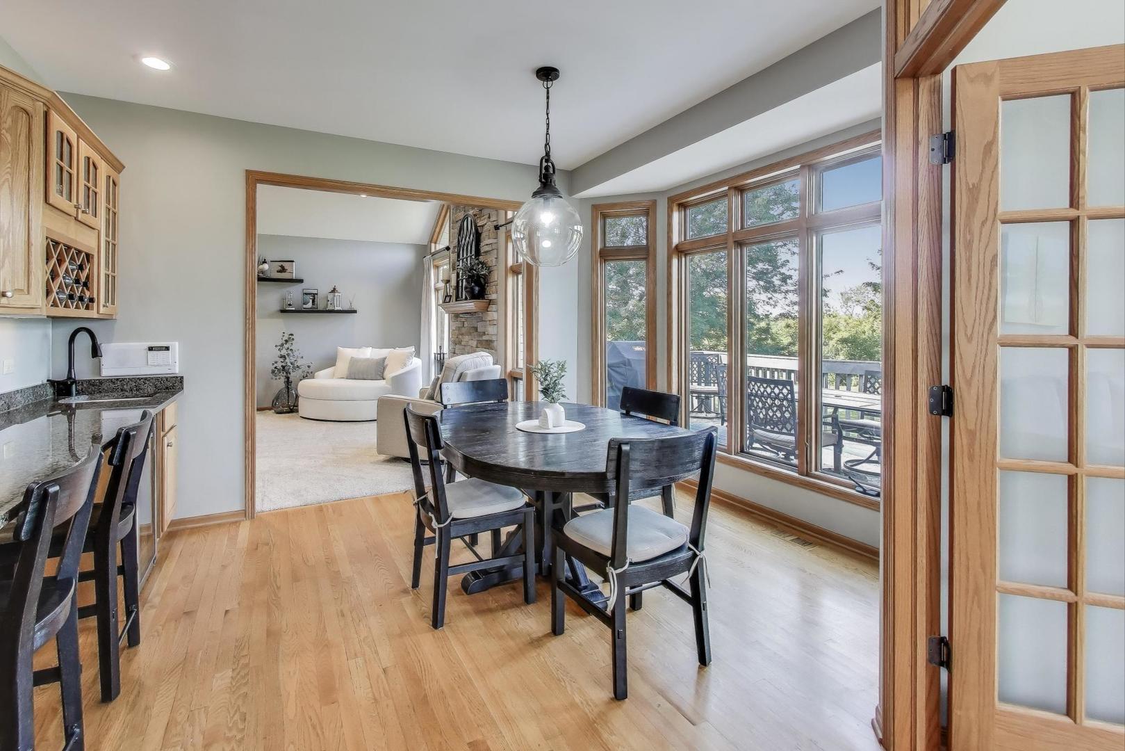 3406 Forest Ridge Drive, Spring Grove, IL 60081