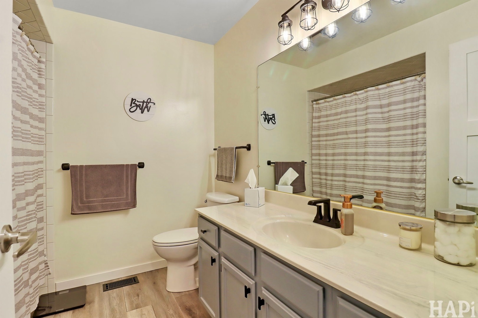 1404 19th Street, Zion, IL 60099